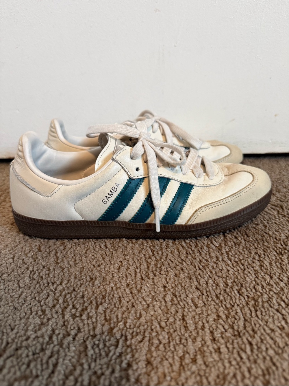 adidas Women’s Samba White with Green Stripe Sneakers 7.5